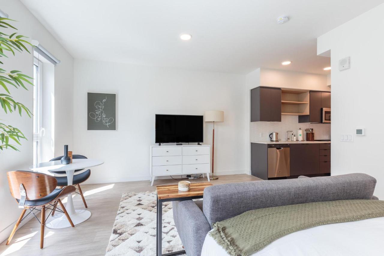 Studio Apartment In Vancouver Exterior foto