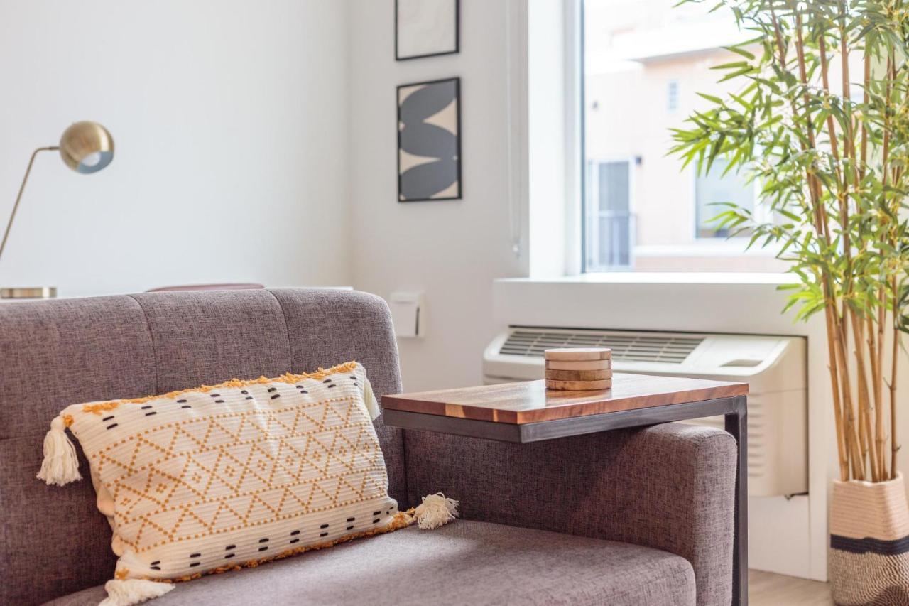 Studio Apartment In Vancouver Exterior foto